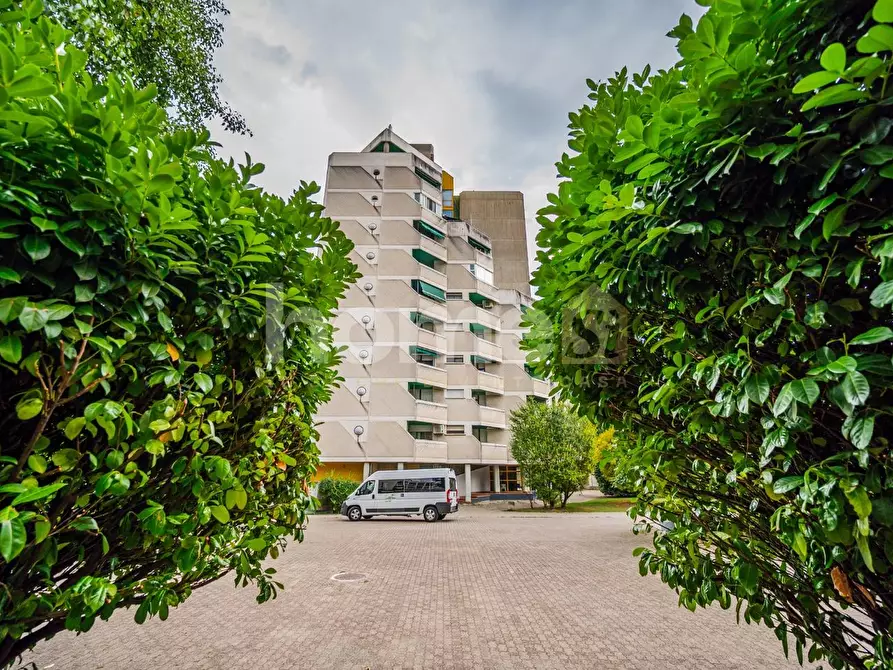 Immagine 29 di Appartamento in vendita  a Reggio Nell'emilia