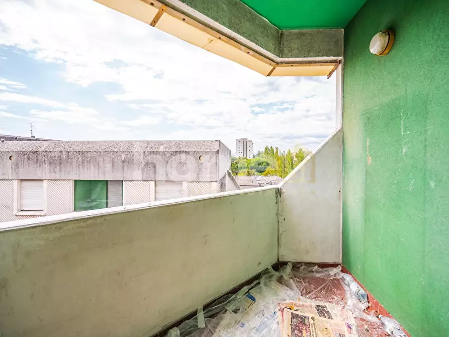 Immagine 23 di Appartamento in vendita  a Reggio Nell'emilia