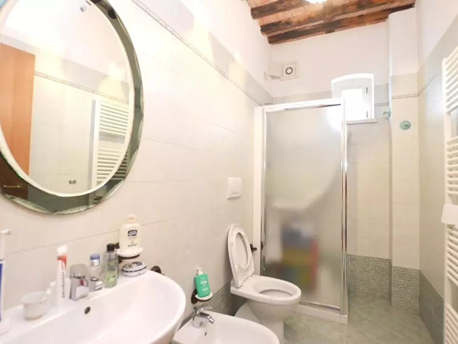 Immagine 12 di Villa in vendita  a Porcari