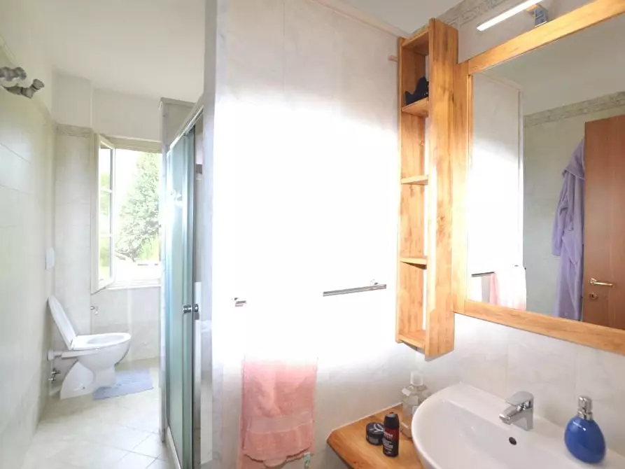 Immagine 21 di Villa in vendita  a Porcari