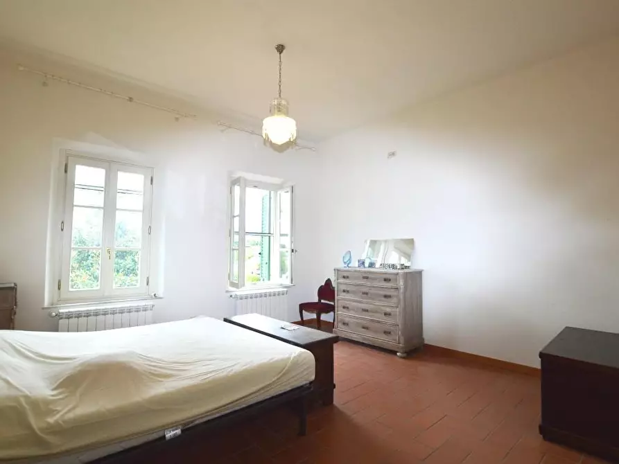 Immagine 15 di Villa in vendita  a Porcari