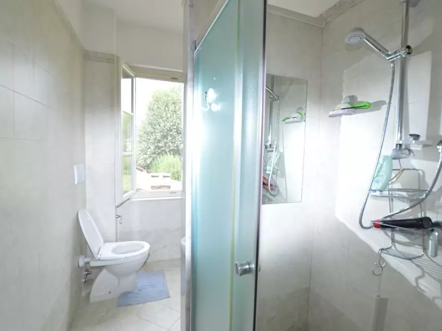 Immagine 22 di Villa in vendita  a Porcari