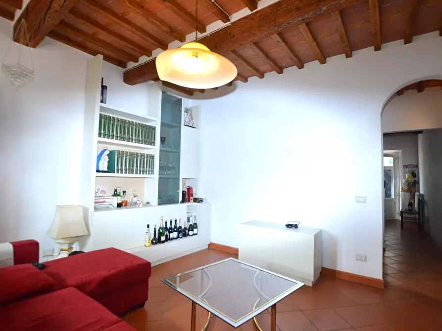 Immagine 4 di Villa in vendita  a Porcari