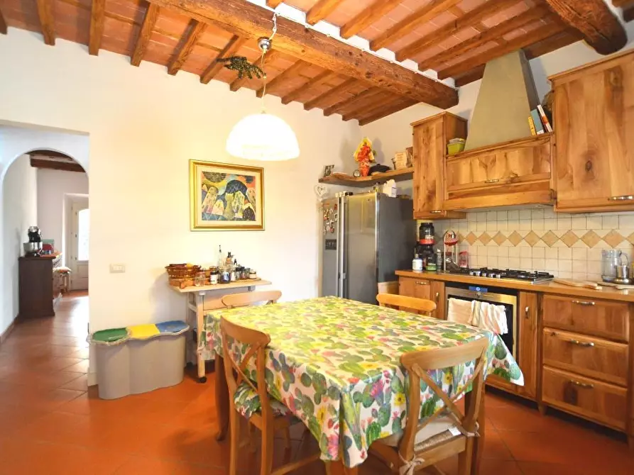 Immagine 5 di Villa in vendita  a Porcari