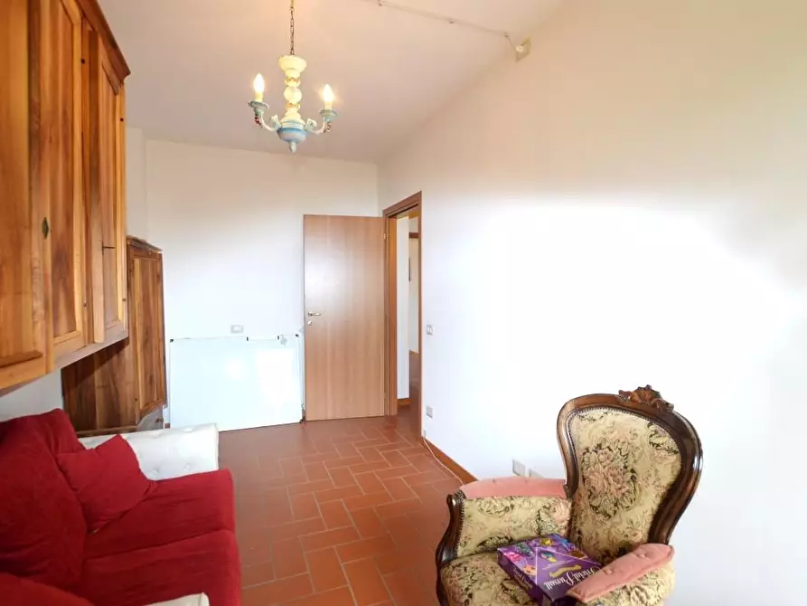 Immagine 19 di Villa in vendita  a Porcari