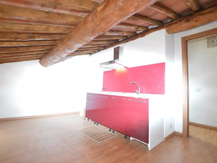 Immagine 26 di Villa in vendita  a Porcari