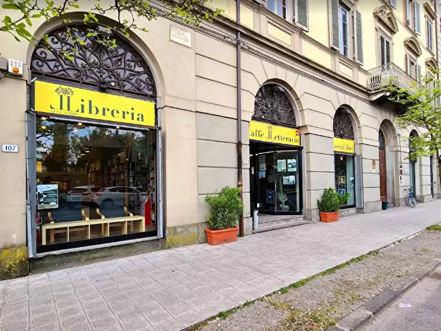 locale commerciale in vendita a Lucca in zona Centro Città