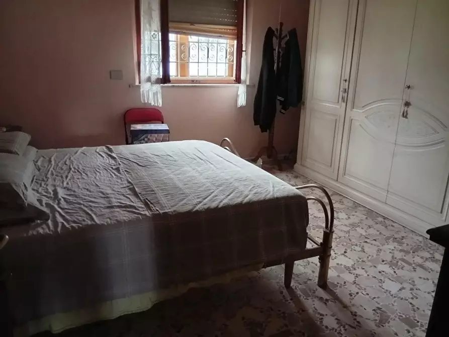 Immagine 9 di Villa in vendita  a Cascina