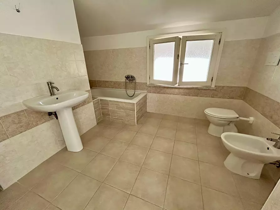 Immagine 12 di Casa bifamiliare in vendita  a Crespina Lorenzana