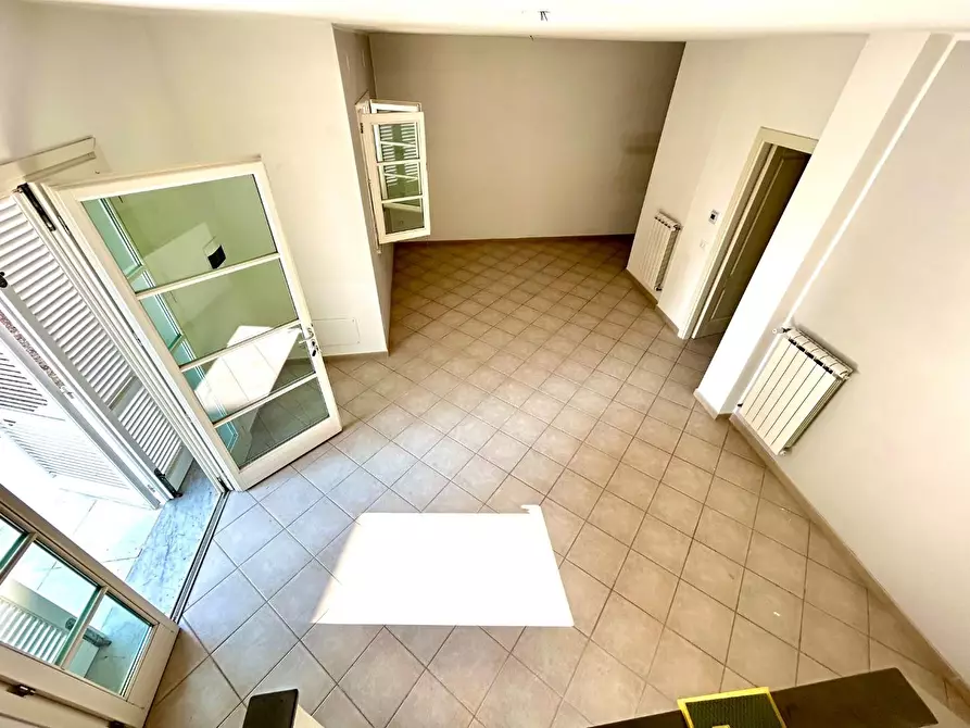 Immagine 8 di Casa bifamiliare in vendita  a Crespina Lorenzana