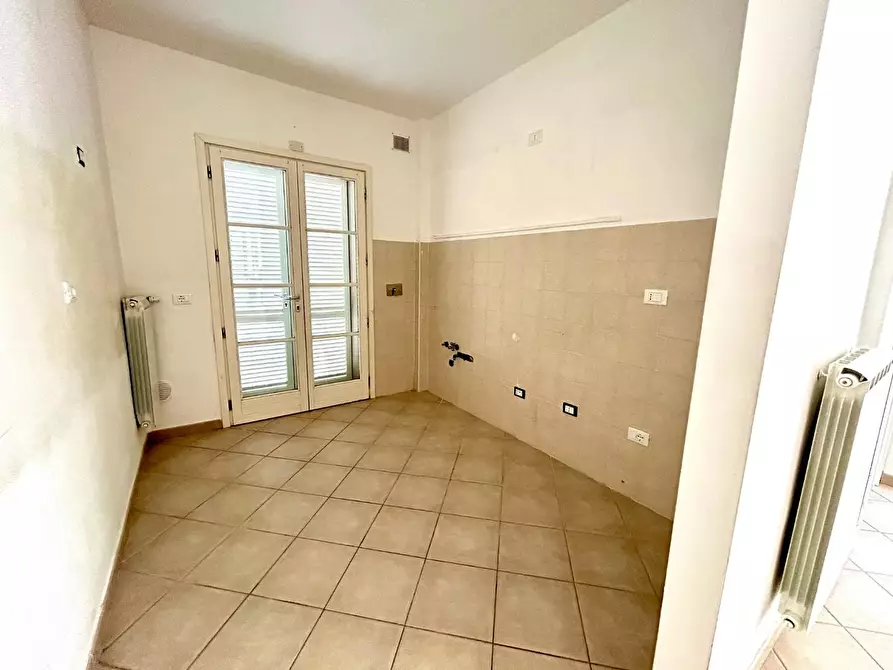 Immagine 3 di Casa bifamiliare in vendita  a Crespina Lorenzana