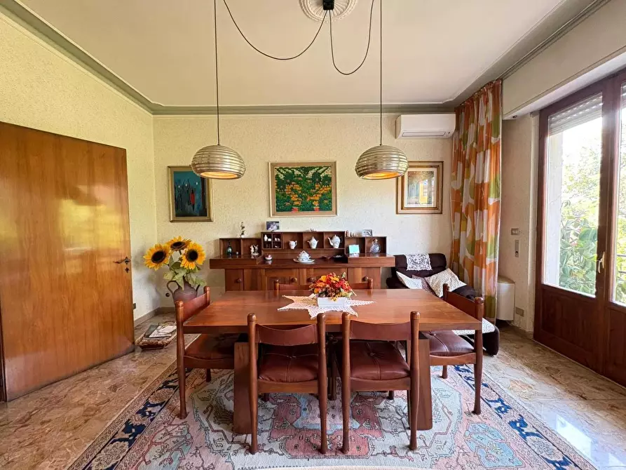 Immagine 4 di Appartamento in vendita  a Massa