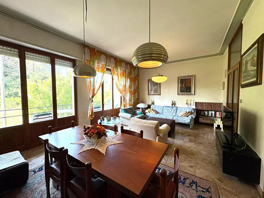 Immagine 3 di Appartamento in vendita  a Massa