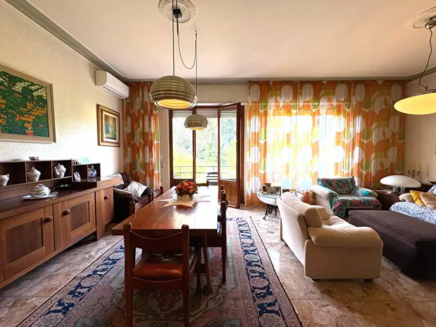 Immagine 5 di Appartamento in vendita  a Massa