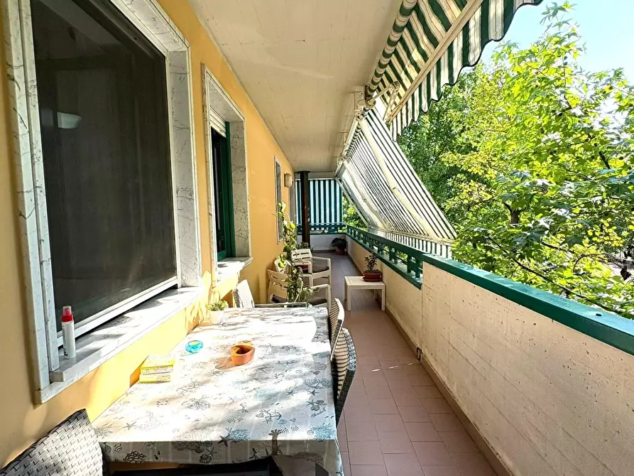 Immagine 17 di Appartamento in vendita  a Massa