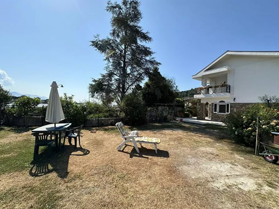 Immagine 39 di Villa in vendita  a Ameglia