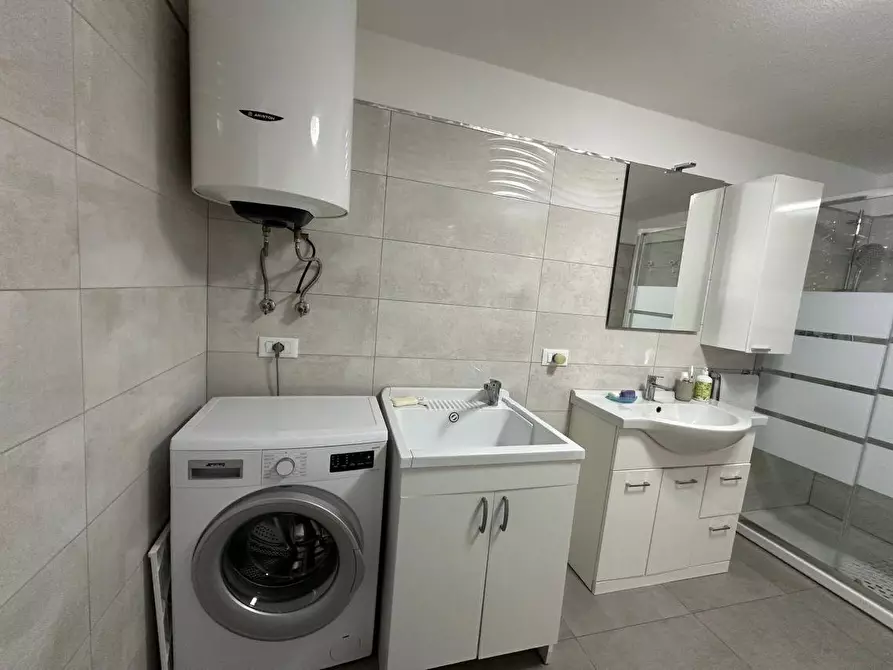 Immagine 49 di Villa in vendita  a Ameglia