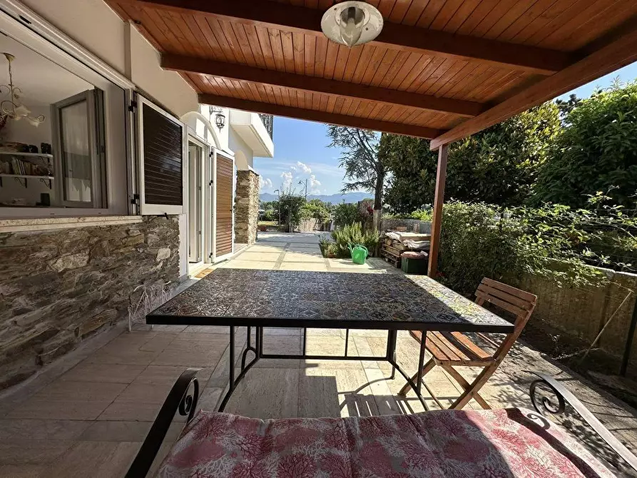 Immagine 22 di Villa in vendita  a Ameglia