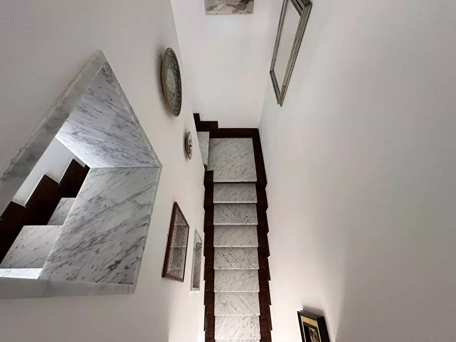 Immagine 25 di Villa in vendita  a Ameglia