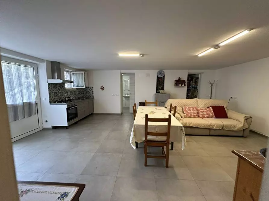 Immagine 45 di Villa in vendita  a Ameglia