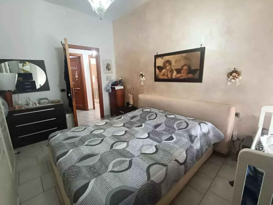 Immagine 12 di Appartamento in vendita  a Carrara