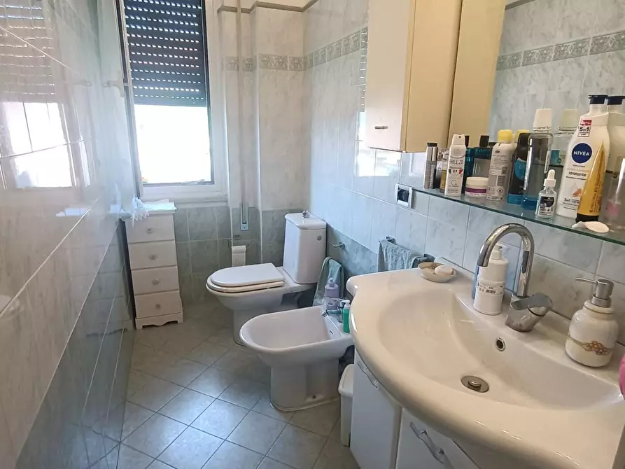 Immagine 6 di Appartamento in vendita  a Carrara