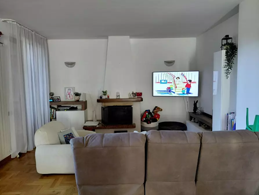 Immagine 8 di Casa bifamiliare in vendita  a Poggibonsi