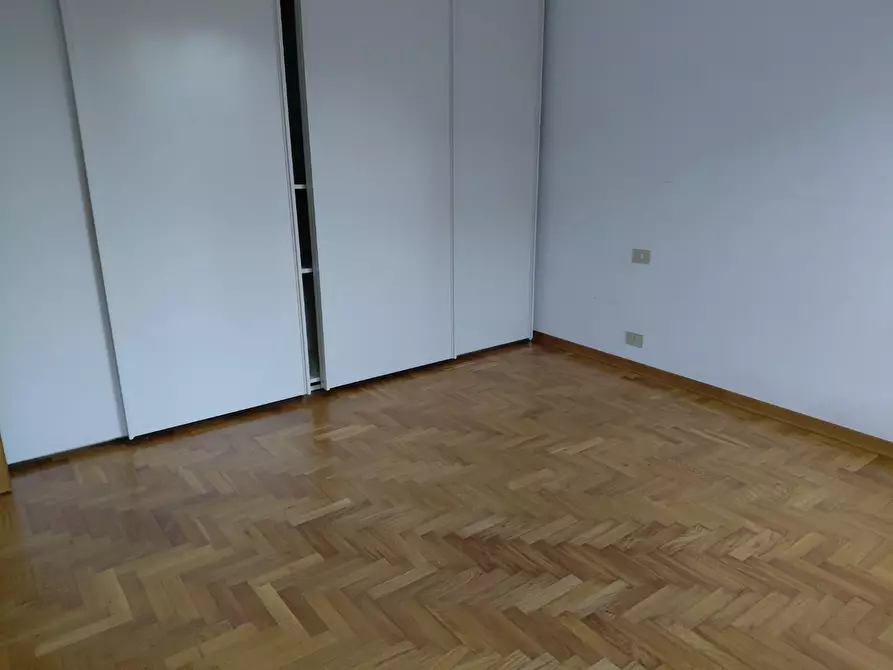 Immagine 24 di Casa bifamiliare in vendita  a Poggibonsi