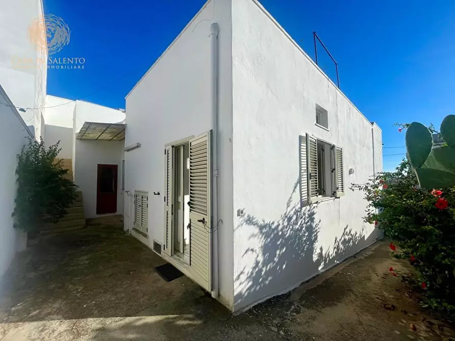 Immagine 17 di Casa indipendente in vendita  a Morciano Di Leuca