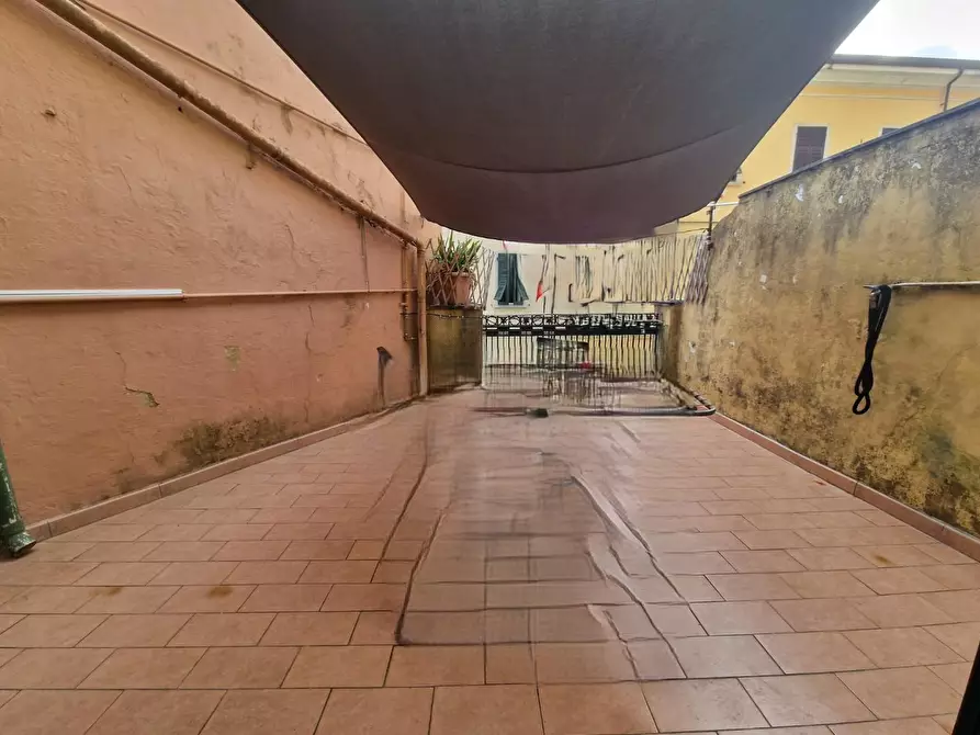 Immagine 4 di Appartamento in vendita  a Carrara