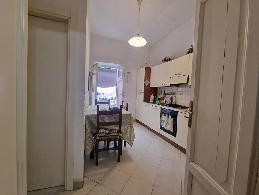 Immagine 9 di Appartamento in vendita  a Carrara