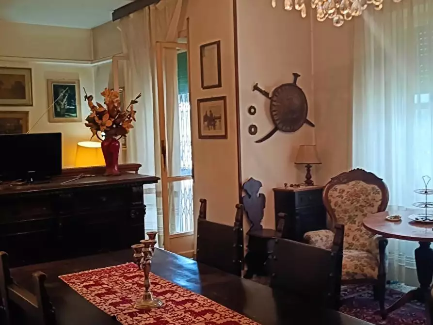 Immagine 1 di Appartamento in vendita  a Pisa