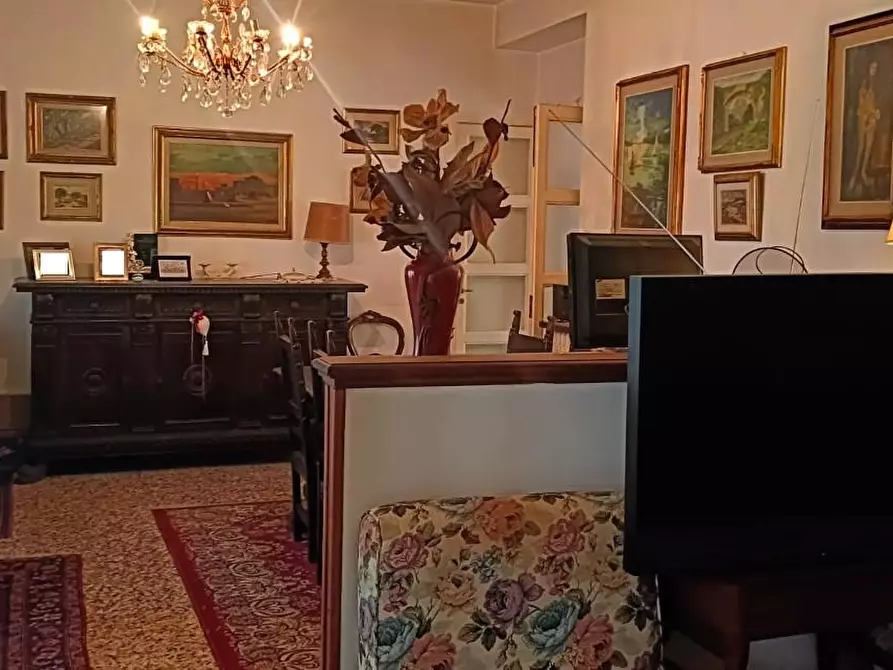 Immagine 4 di Appartamento in vendita  a Pisa