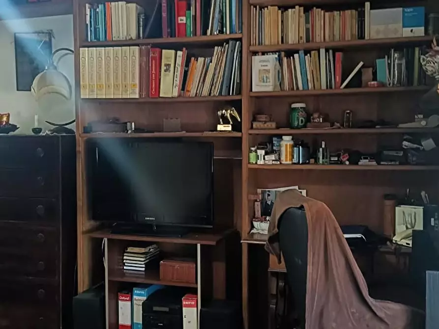 Immagine 16 di Appartamento in vendita  a Pisa