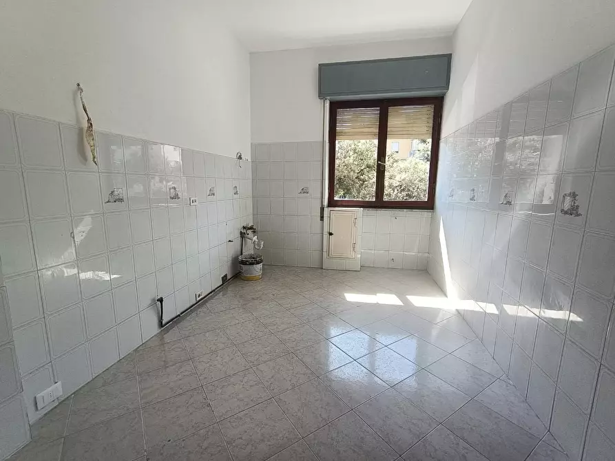 Immagine 5 di Appartamento in vendita  a Carrara