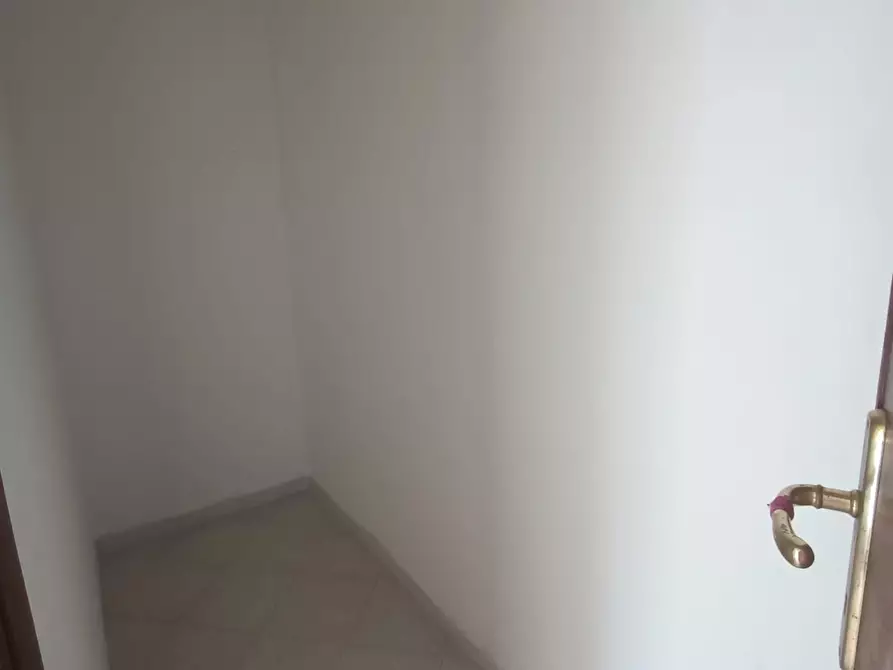 Immagine 22 di Appartamento in vendita  a Carrara