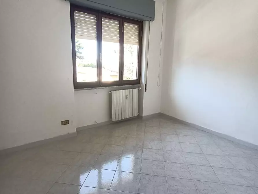 Immagine 18 di Appartamento in vendita  a Carrara