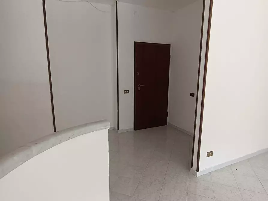 Immagine 9 di Appartamento in vendita  a Carrara
