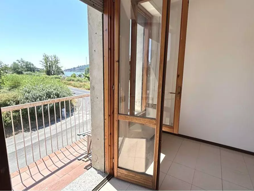 Immagine 23 di Appartamento in vendita  a Ameglia