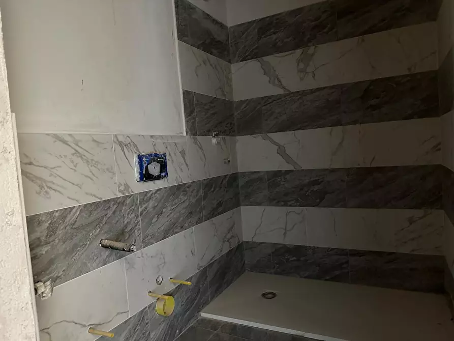 Immagine 6 di Appartamento in vendita  a Pisa