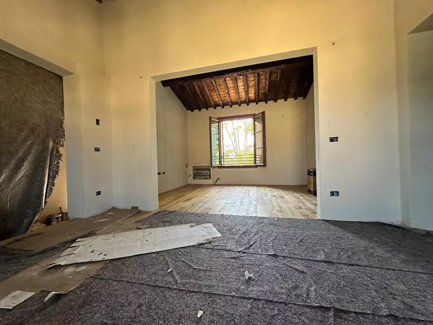 Immagine 2 di Appartamento in vendita  a Pisa