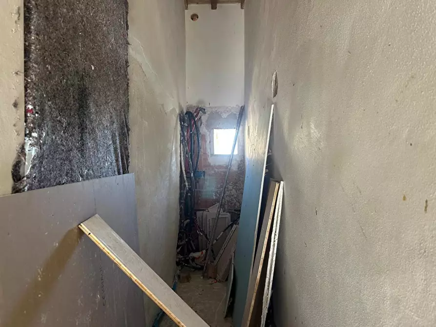 Immagine 9 di Appartamento in vendita  a Pisa