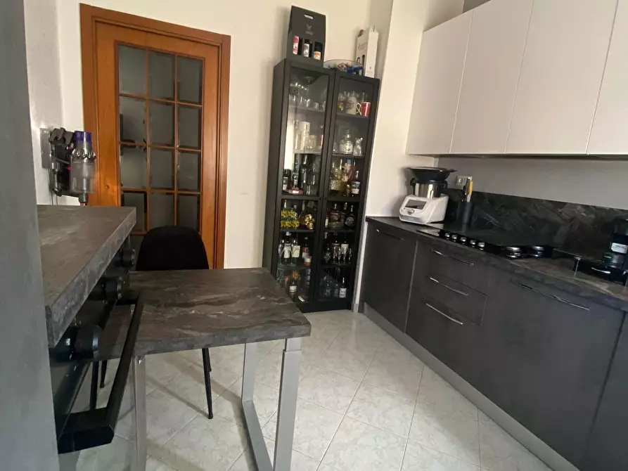 Immagine 11 di Appartamento in vendita  a Livorno