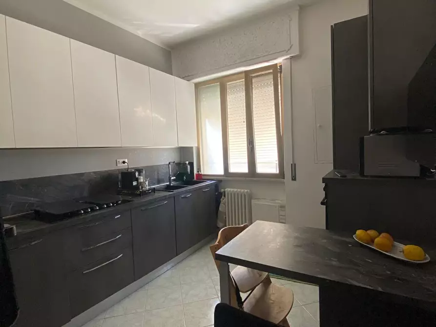 Immagine 9 di Appartamento in vendita  a Livorno