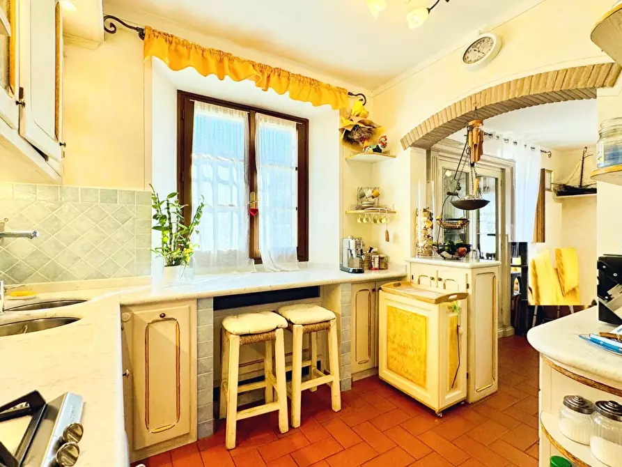 Immagine 17 di Villetta a schiera in vendita  a Seravezza