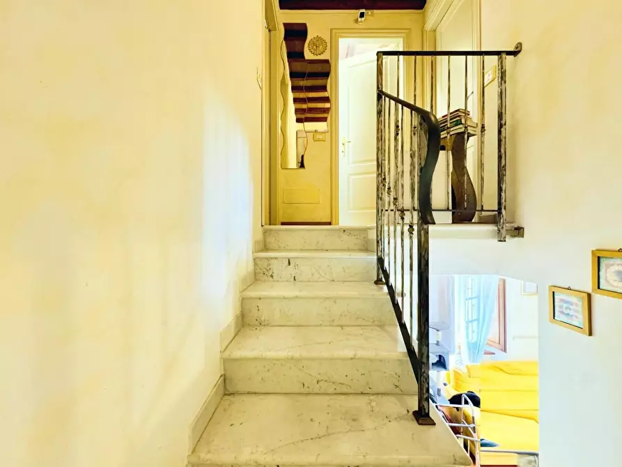 Immagine 22 di Villetta a schiera in vendita  a Seravezza