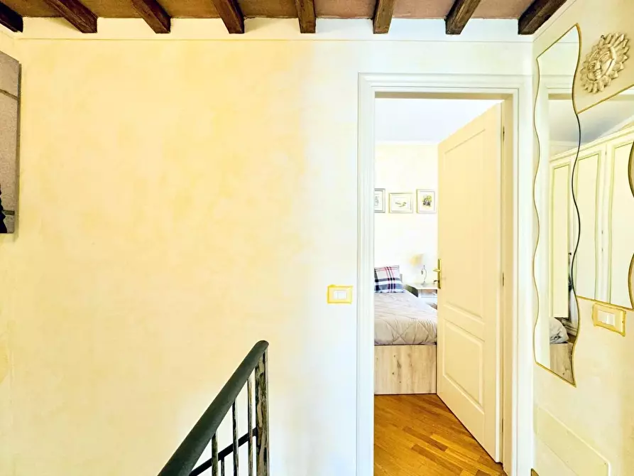 Immagine 32 di Villetta a schiera in vendita  a Seravezza