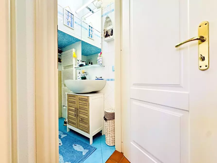 Immagine 12 di Villetta a schiera in vendita  a Seravezza