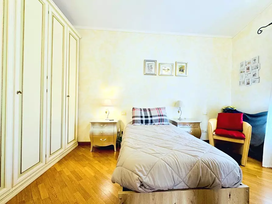 Immagine 33 di Villetta a schiera in vendita  a Seravezza