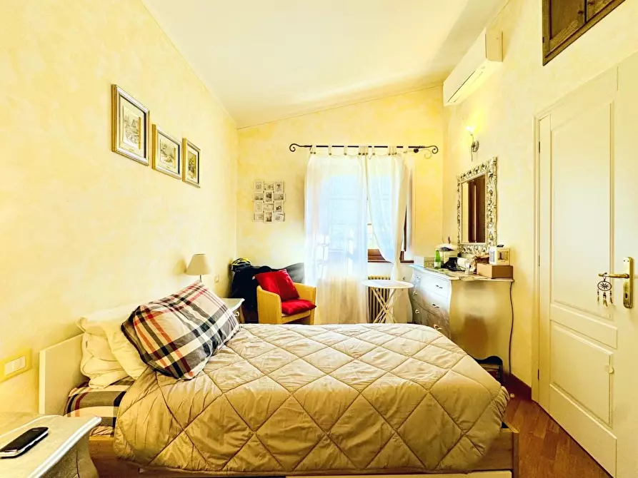 Immagine 35 di Villetta a schiera in vendita  a Seravezza